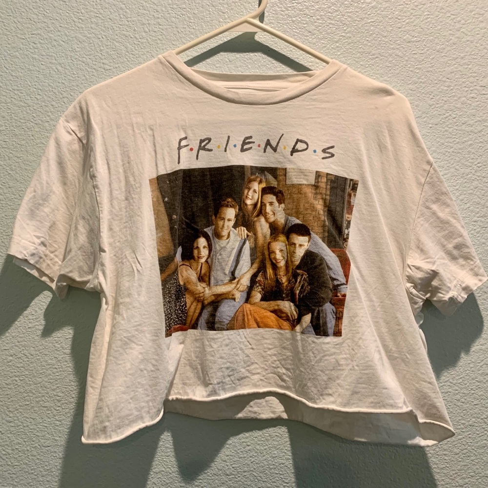 Friends Graphic Crop Top
